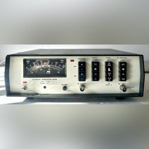 Wavetek 4101 Automatic Modulation 1.5 MHz-2.0 GHz Meter